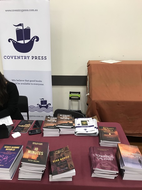 launch book table