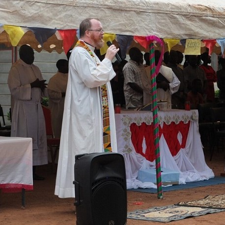 Fr Alan at the graduation ceremony 1024x768 Copy