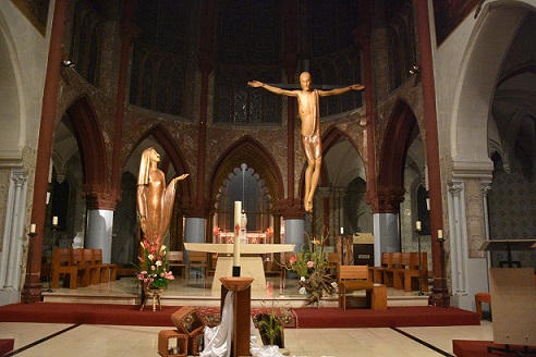 issoudun basilica sanctuary