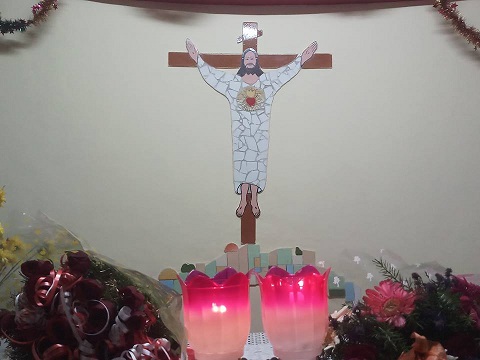 sacred heart india on cross